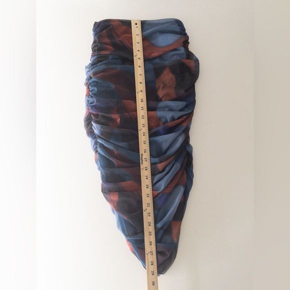 ZARA WOMAN NWT FW22 RED/ NAVY PRINTED TULLE SKIRT MEDIUM 5039/827 017/009 - Picture 4 of 9